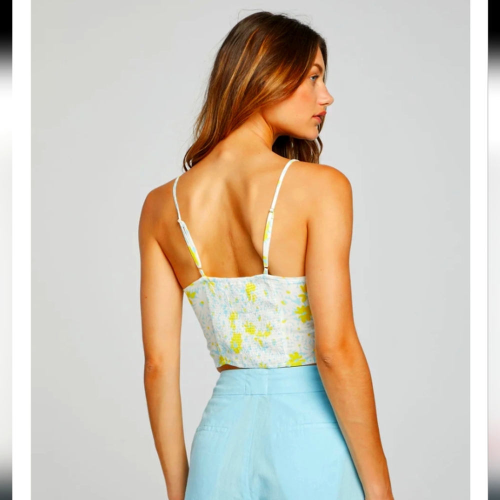 Chaser Alana Tank Top - Baby Blue Daisy Floral NWT size Small - Picture 2 of 7